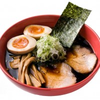 黒醤油らーめん